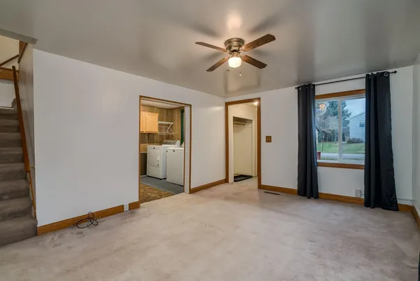 $199,900 | 505 7th Street, Madison Lake, MN 56063