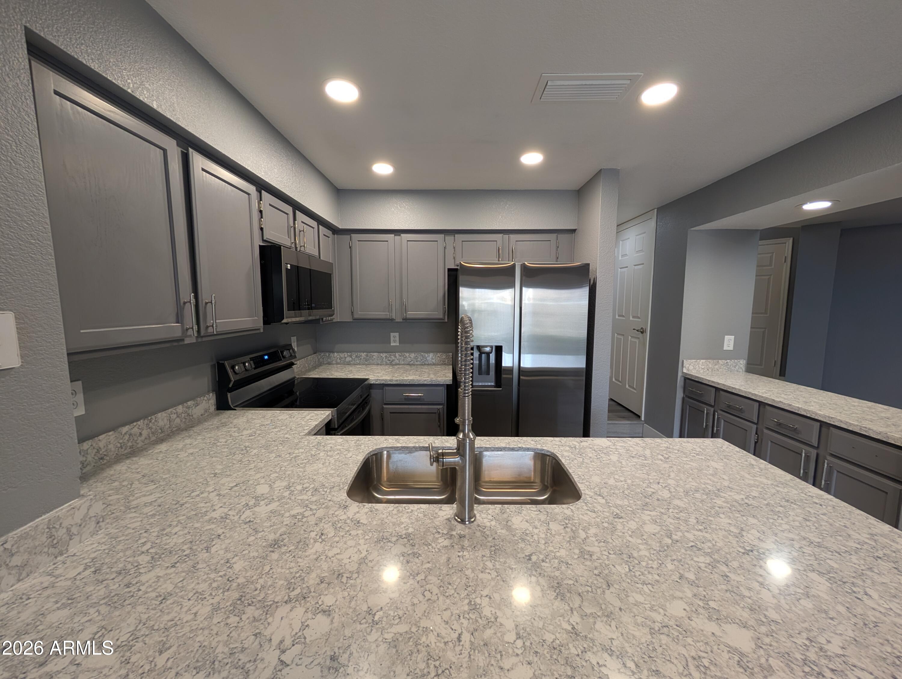 7708 South Rita Lane Tempe, AZ 85284 - Photo 9 of 22 PXL_20260121_180112933