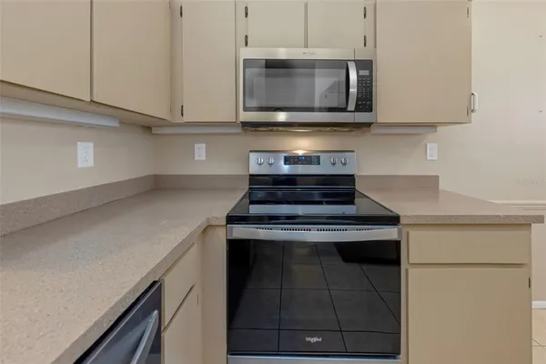 $2,295 | 3121 Beecher Drive East, Unit A, Palm Harbor, FL 34683