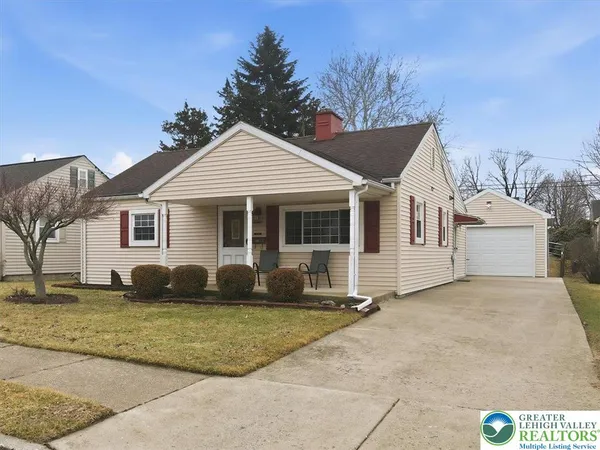 $325,000 | 1740 Lansdale Avenue, Bethlehem, PA 18017