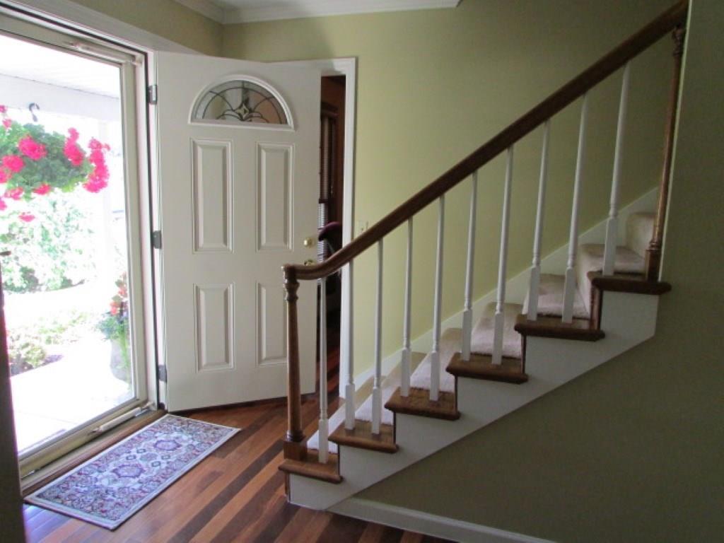 730 Linmuth Drive West Springfield, OH 45503 - Photo 5 of 58