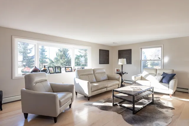 $690,000 | N5598 State Road, Black Creek, WI 54106