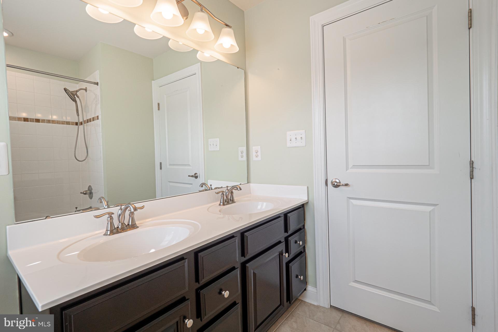 405 Quarry Point Road Malvern, PA 19355 - Photo 56 of 74 hall bathroom