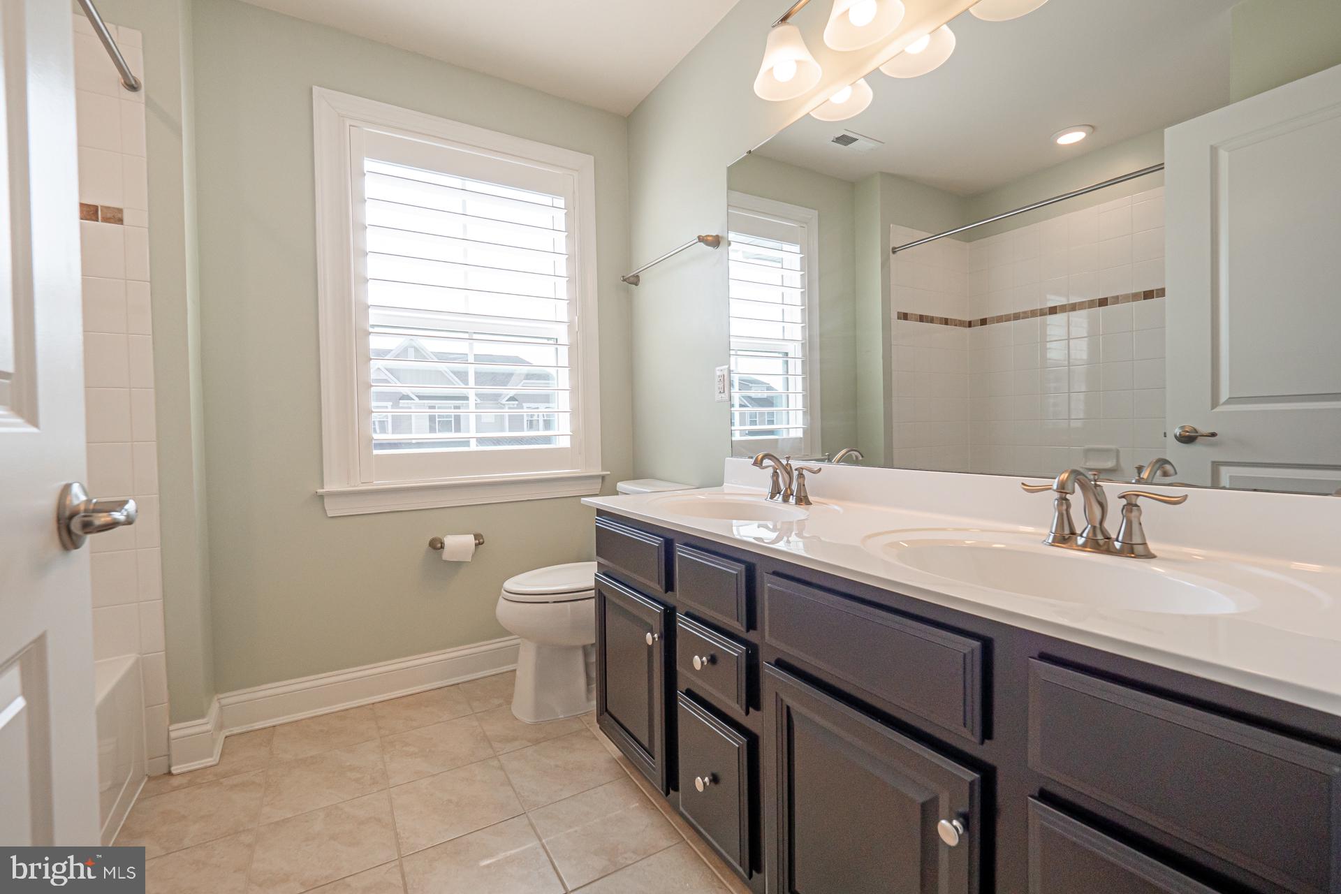 405 Quarry Point Road Malvern, PA 19355 - Photo 57 of 74 hall bathroom