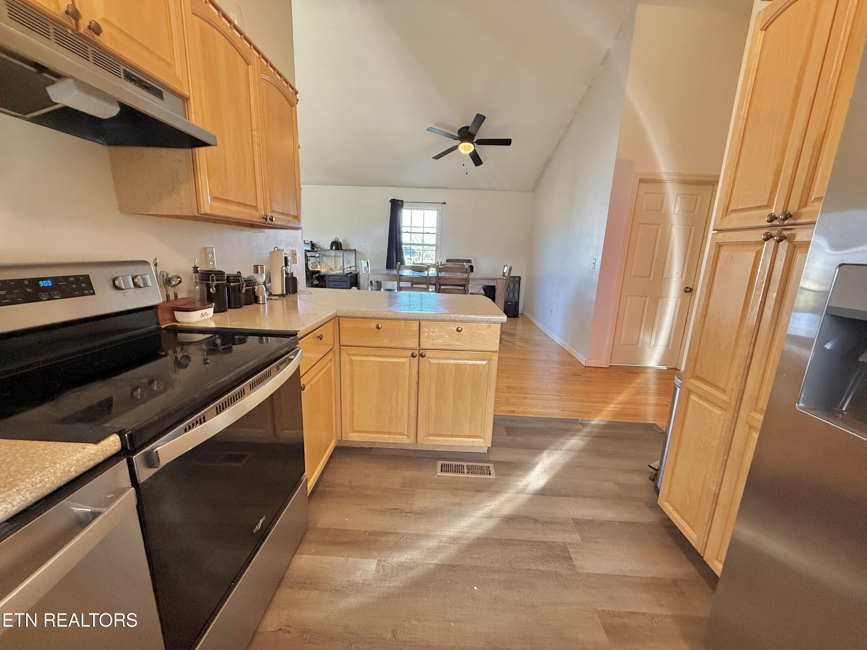 315 Rowlett Trail Ewing, VA 24248 - Photo 10 of 27 IMG_5187