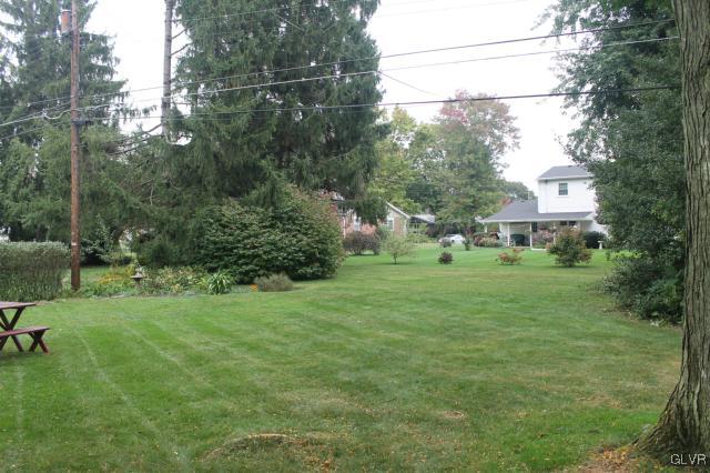 2620 Winston Road Bethlehem, PA 18017 - Photo 23 of 27 Gallery Image 23
