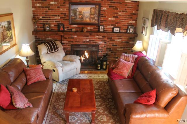 2620 Winston Road Bethlehem, PA 18017 - Photo 4 of 27 Gallery Image 4