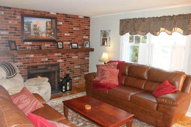 2620 Winston Road Bethlehem, PA 18017 - Photo 5 of 27 Gallery Image 5