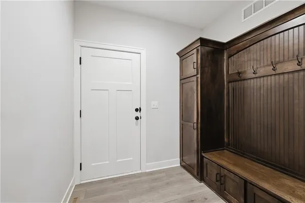 $540,000 | 808 Solomon Drive, Lone Jack, MO 64086