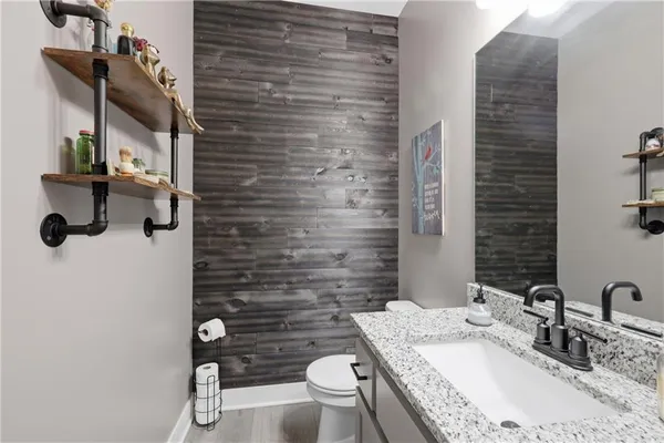 $540,000 | 808 Solomon Drive, Lone Jack, MO 64086