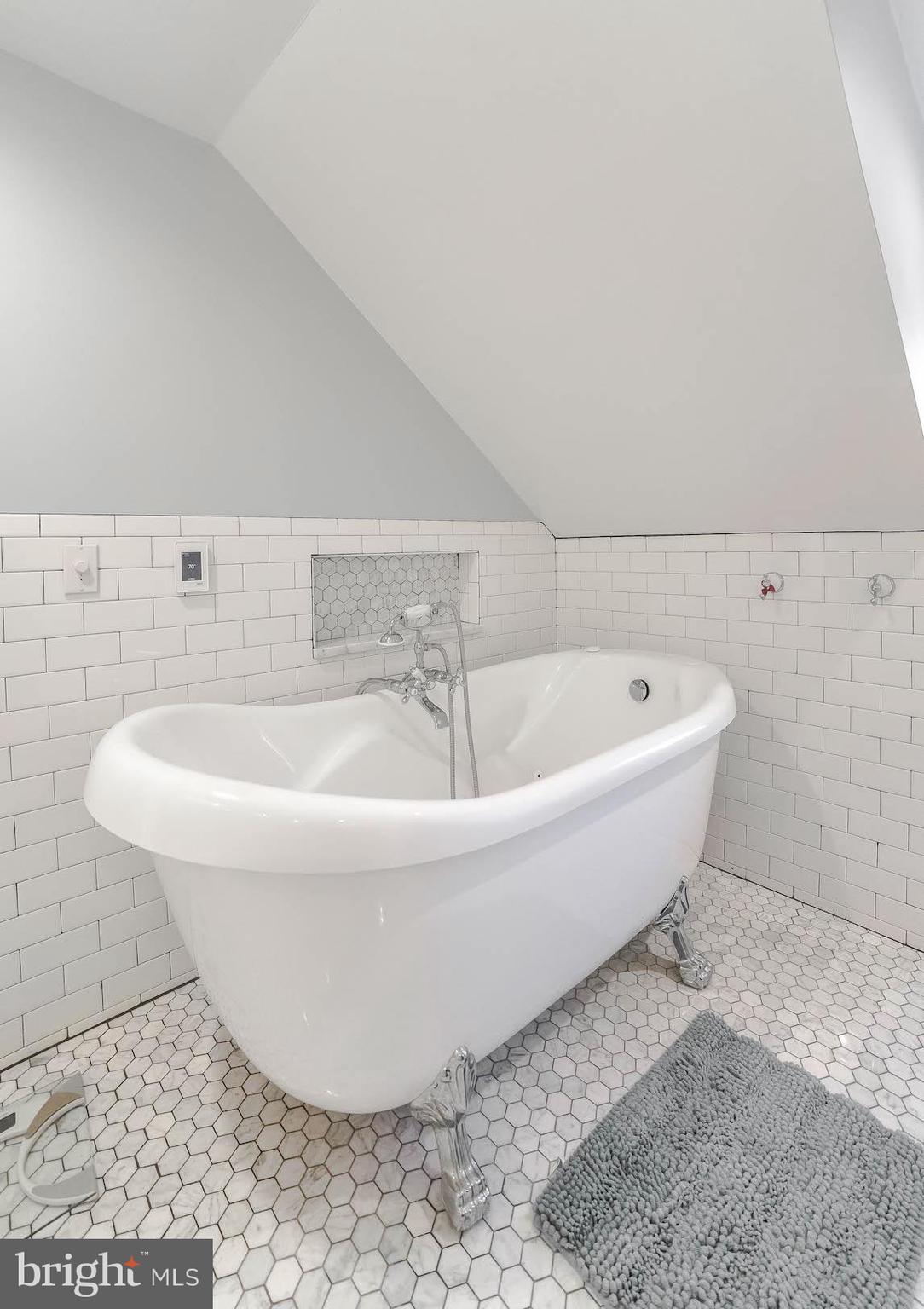 20794 Poplar Ridge Road Lexington Park, MD 20653 - Photo 50 of 55 Jetted soaking tub!
