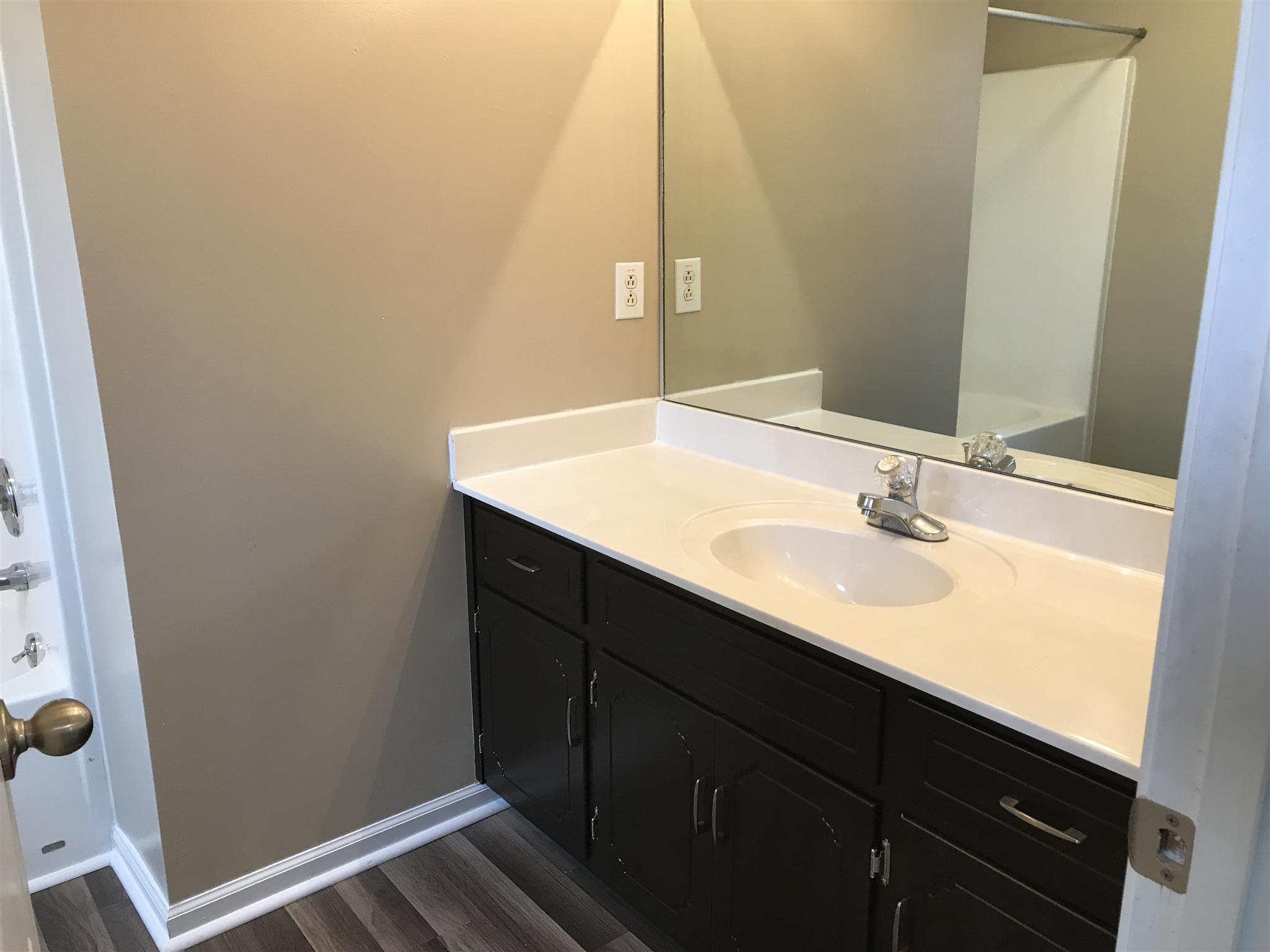 826 Turtle Creek Road Clarksville, TN 37043 - Photo 11 of 13 Gallery Image 11