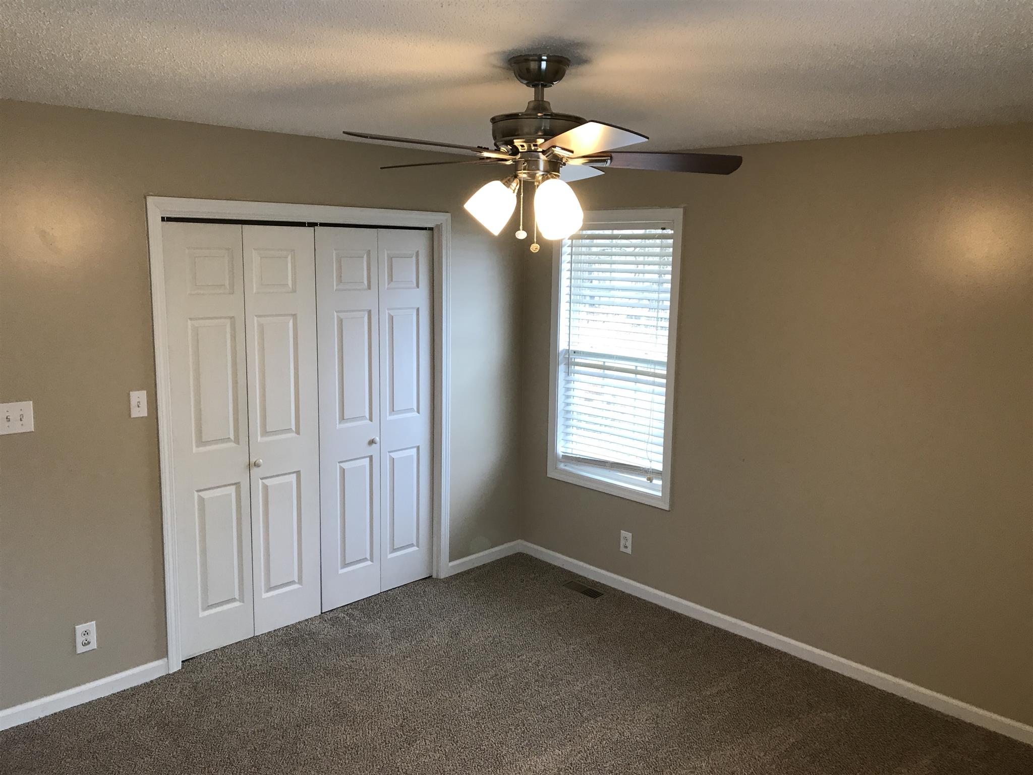 826 Turtle Creek Road Clarksville, TN 37043 - Photo 10 of 13 Gallery Image 10