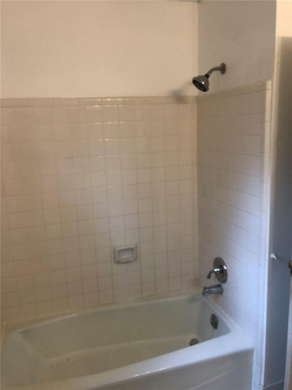 2535 Raintree Way Northeast Marietta, GA 30068 - Photo 7 of 30