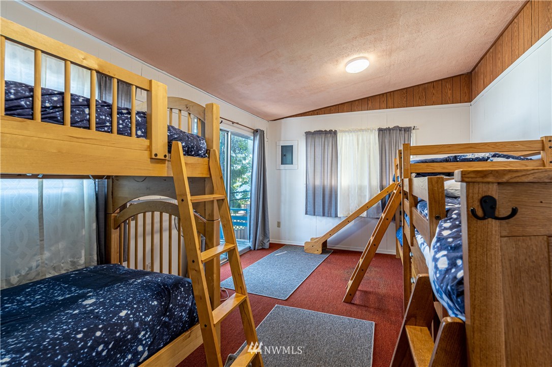 12508 South Lakeshore Road Chelan, WA 98816 - Photo 21 of 32 Gallery Image 21