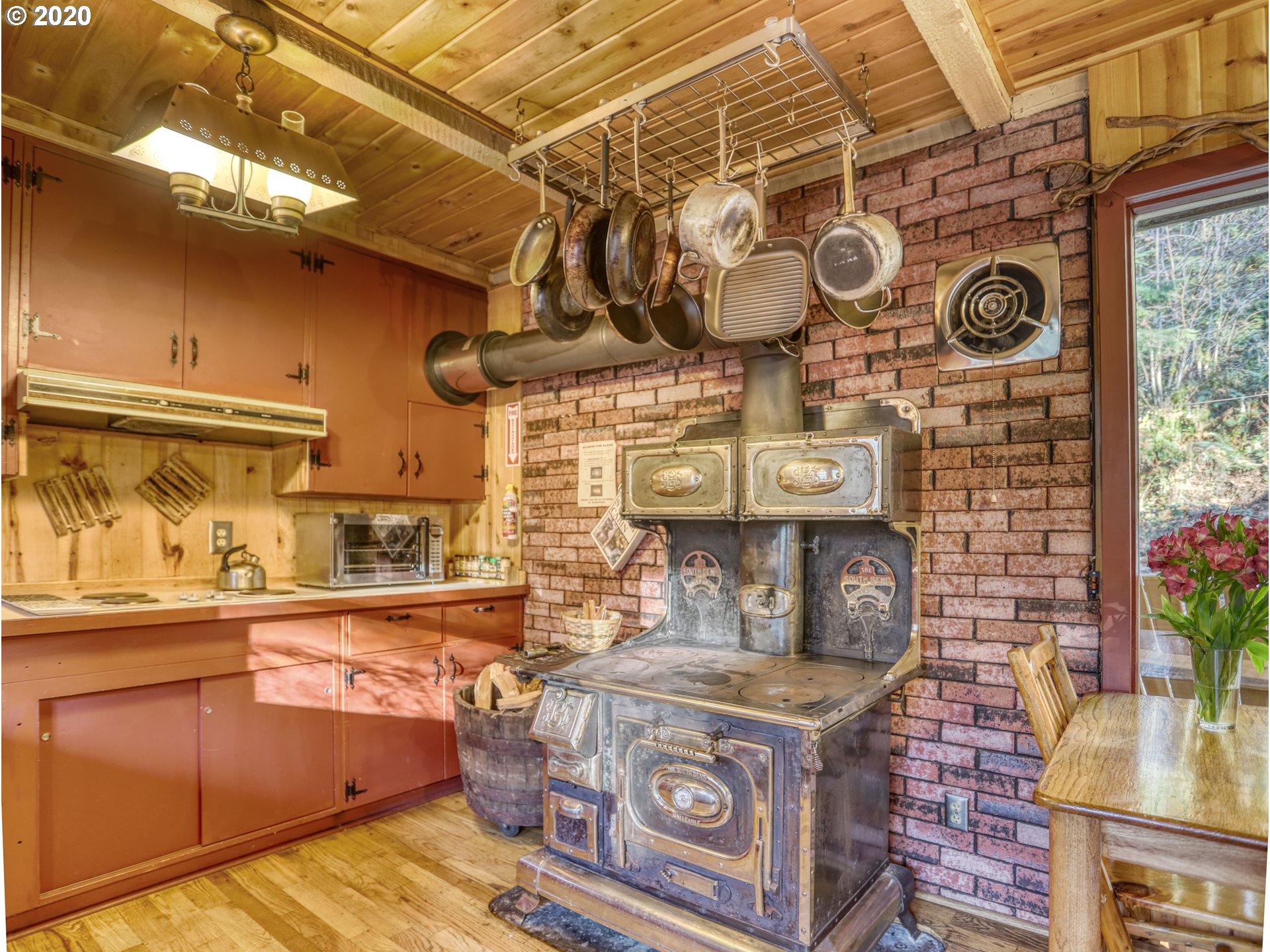 66525 East Barlow Trail Road Rhododendron, OR 97049 - Photo 28 of 32