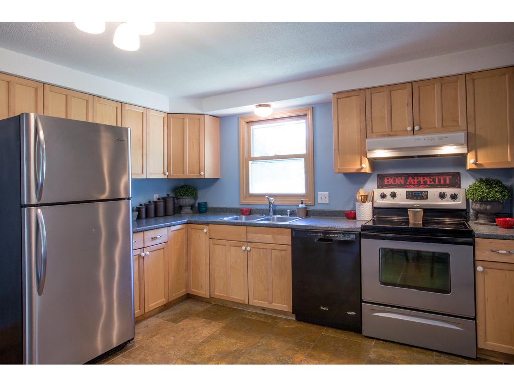 31 Muddy Pond Road Kensington, NH 03833 - Photo 8 of 19 Gallery Image 8