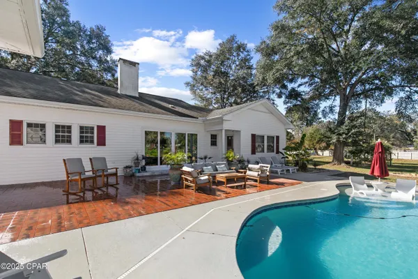 $469,000 | 1060 8th Avenue, Graceville, FL 32440