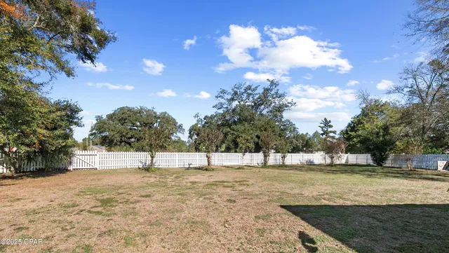 $469,900 | 1060 8th Avenue, Graceville, FL 32440