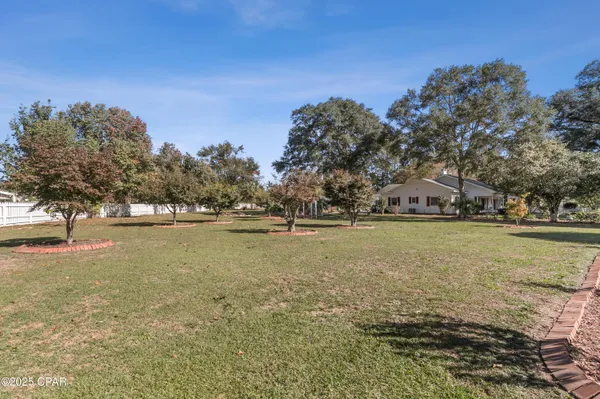 $469,000 | 1060 8th Avenue, Graceville, FL 32440