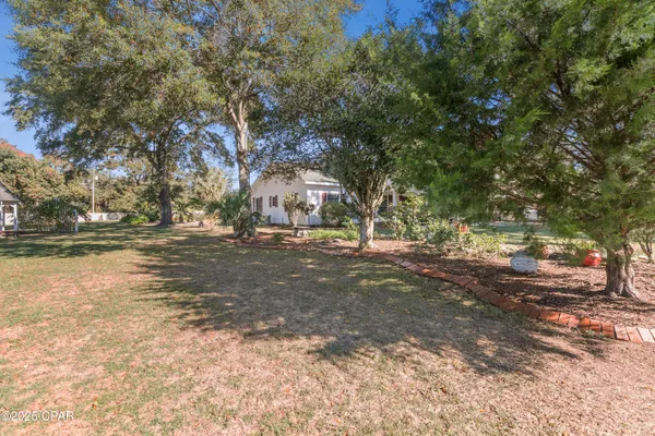 $469,000 | 1060 8th Avenue, Graceville, FL 32440