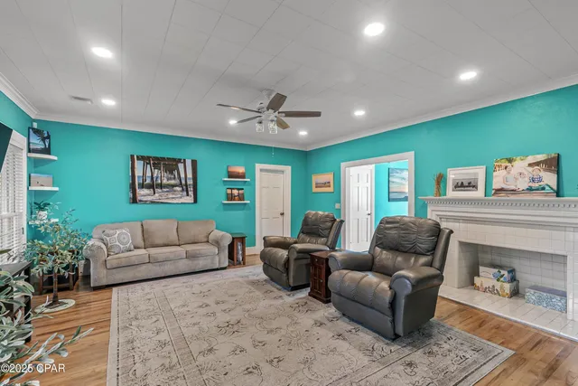 $469,900 | 1060 8th Avenue, Graceville, FL 32440