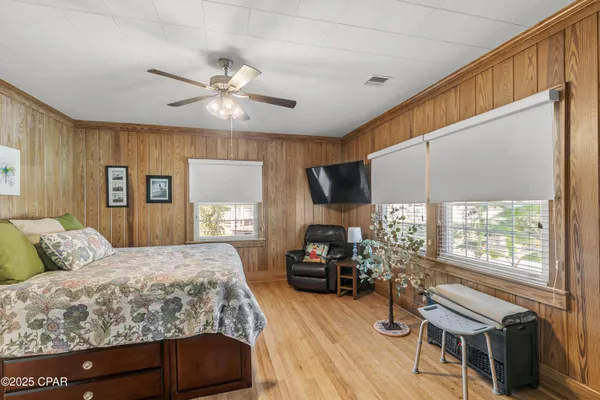 $469,000 | 1060 8th Avenue, Graceville, FL 32440