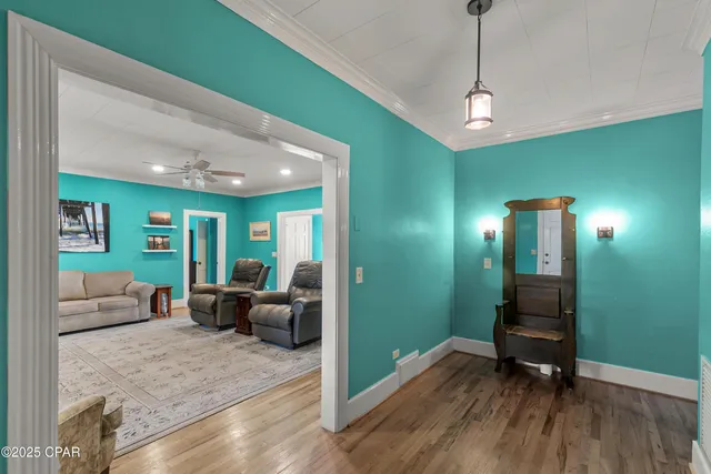 $469,900 | 1060 8th Avenue, Graceville, FL 32440