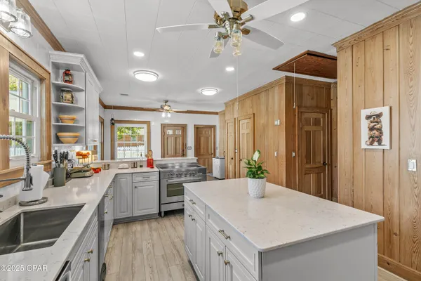 $469,000 | 1060 8th Avenue, Graceville, FL 32440