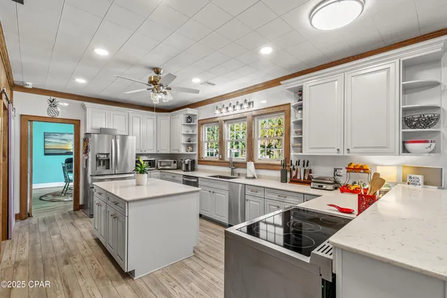 $469,900 | 1060 8th Avenue, Graceville, FL 32440