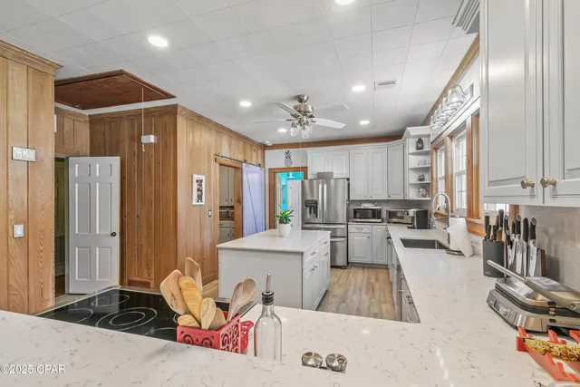 $469,900 | 1060 8th Avenue, Graceville, FL 32440