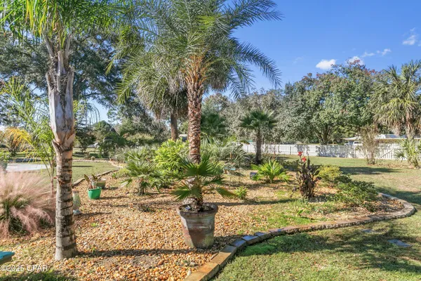 $469,000 | 1060 8th Avenue, Graceville, FL 32440