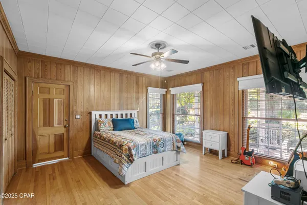 $469,000 | 1060 8th Avenue, Graceville, FL 32440