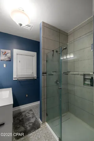 $469,000 | 1060 8th Avenue, Graceville, FL 32440