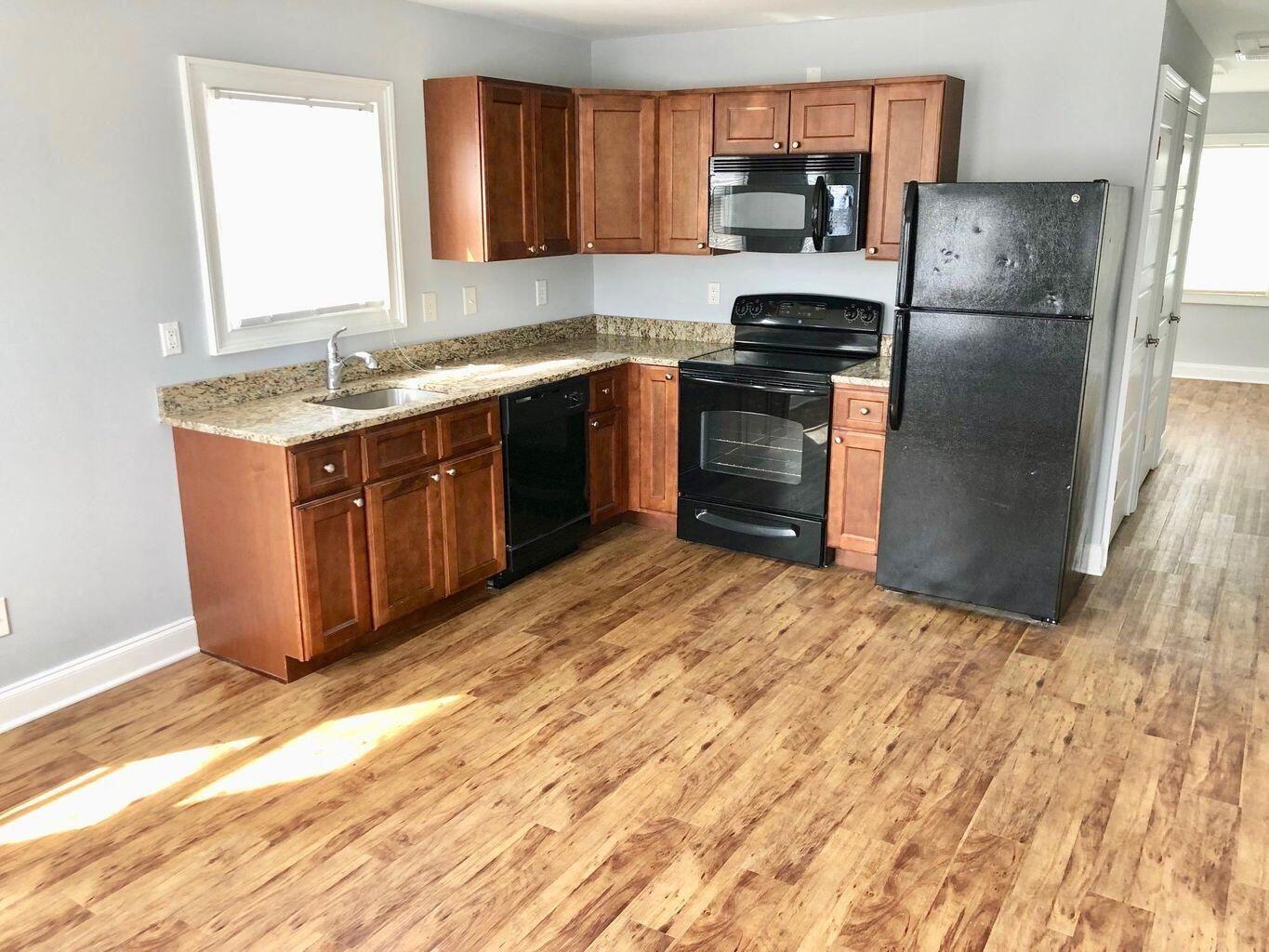 16 Cannon Street, Unit 103 Charleston, SC 29403 - Photo 2 of 8 20230116175813510787000000-o