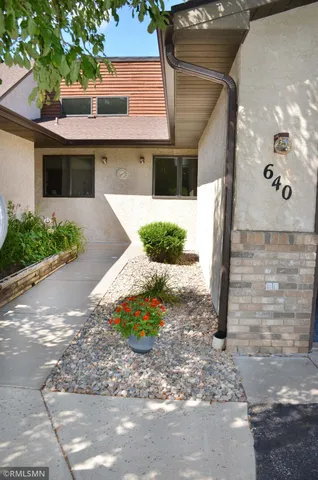 $299,900 | 660 Riverview Drive, Unit 640, Monticello, MN 55362