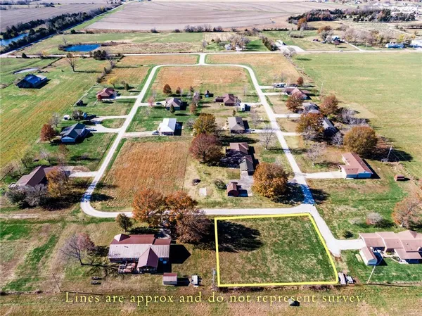 $12,000 | 11 Tipton Road, Pleasanton, KS 66075