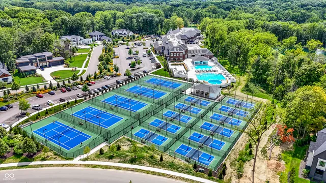 $4,599,000 | 10400 Holliday Farms Boulevard, Zionsville, IN 46077