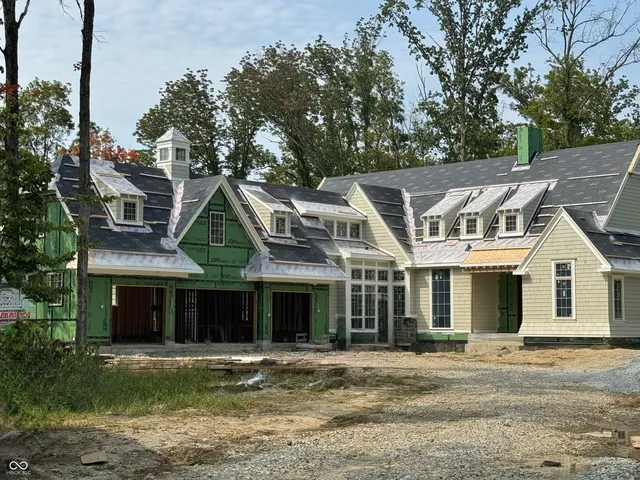 $4,599,000 | 10400 Holliday Farms Boulevard, Zionsville, IN 46077