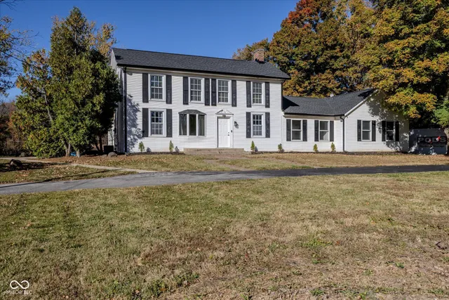 $525,000 | 2018 North County Road 425 East, Avon, IN 46123