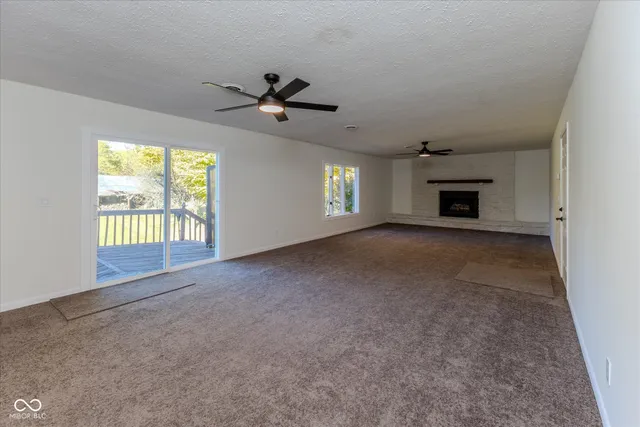 $525,000 | 2018 North County Road 425 East, Avon, IN 46123