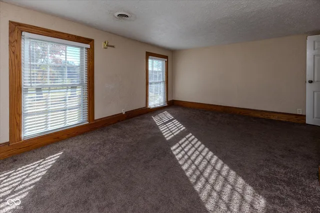 $525,000 | 2018 North County Road 425 East, Avon, IN 46123