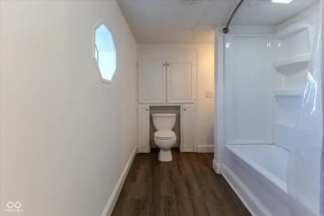 $525,000 | 2018 North County Road 425 East, Avon, IN 46123