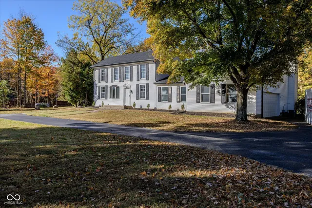 $525,000 | 2018 North County Road 425 East, Avon, IN 46123