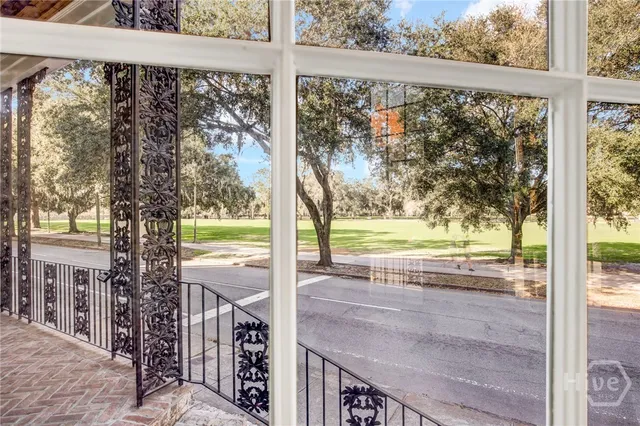 $3,500 | 105 East Gwinnett Street, Unit 1, Savannah, GA 31401