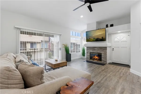 $728,000 | 8070 East Oak Ridge Circle, Anaheim Hills, CA 92808