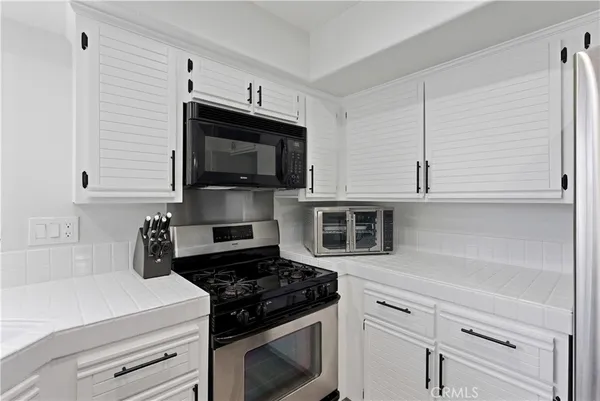 $728,000 | 8070 East Oak Ridge Circle, Anaheim Hills, CA 92808