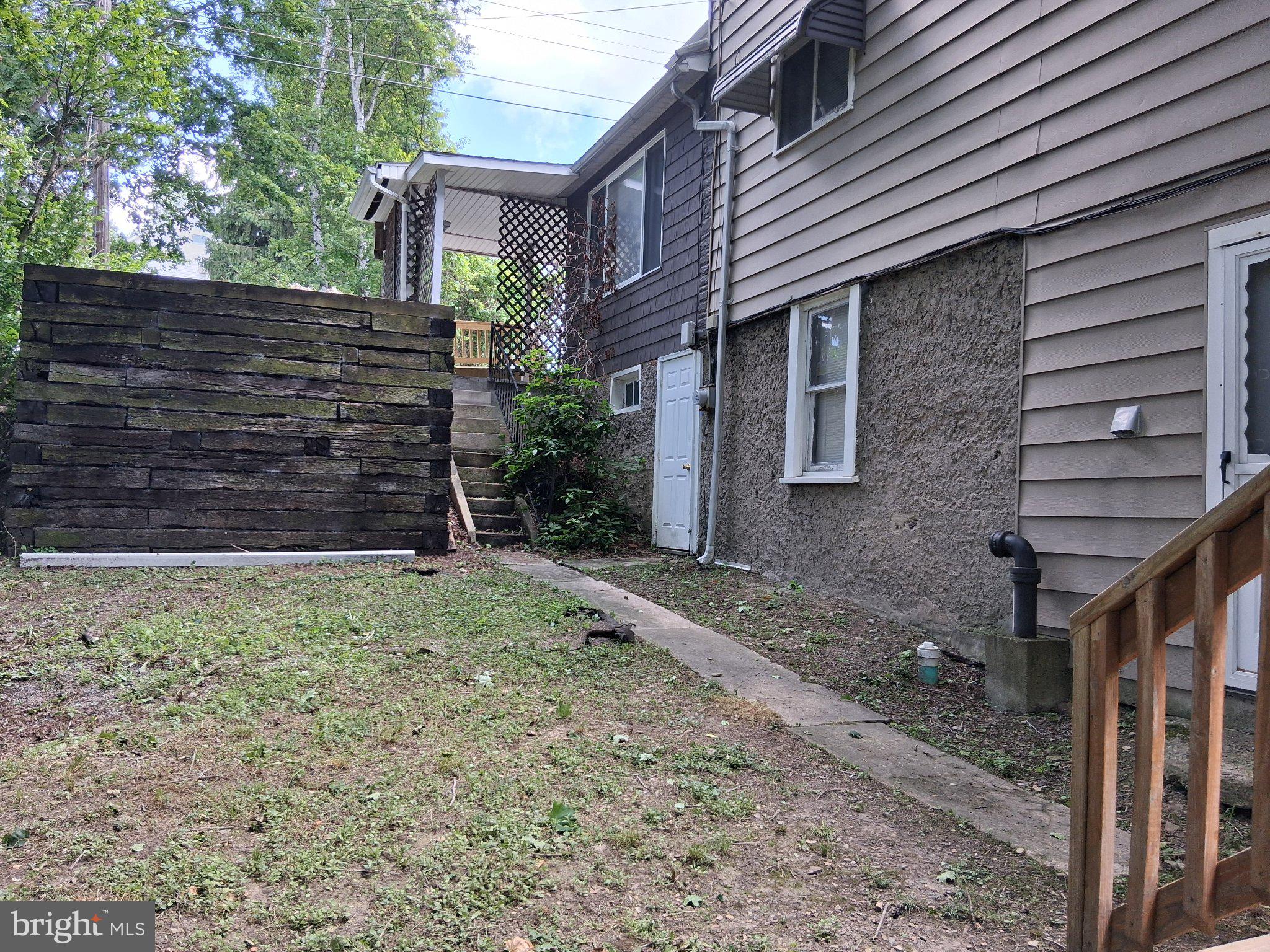 265 View Street Johnstown, PA 15902 - Photo 10 of 66 Charming backyard retreat awaits you.