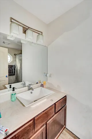 $385,000 | 1112 Kim Court, Joliet, IL 60431