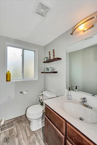 $385,000 | 1112 Kim Court, Joliet, IL 60431